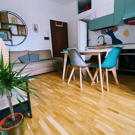 La Casa Di Dore - Appartamento Zona Navigli Milán Exterior foto
